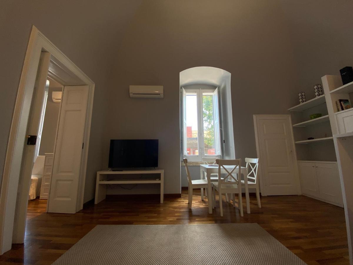 Suite 261 - Intero Appartamento Nel Centro Di Bari Eksteriør bilde